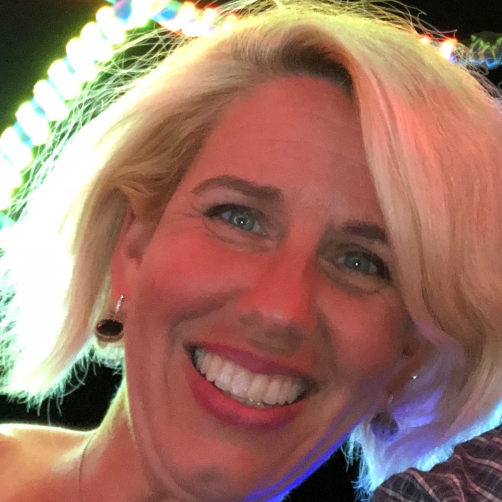Meet your Posher, Jennifer
